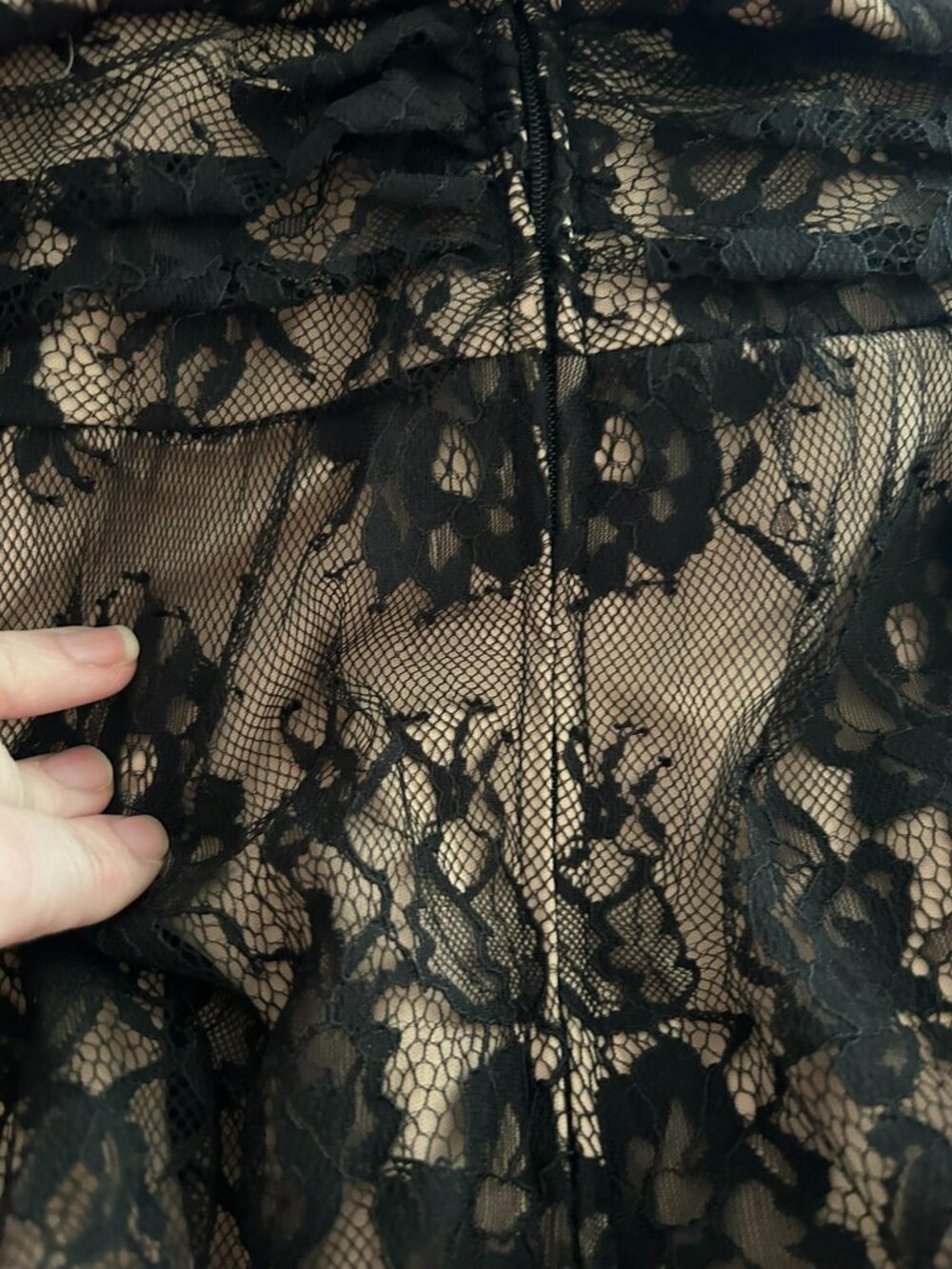 NWT Tadashi Shoji Vintage Black Lace Peplum Top & Leather Skirt Set Size 10 - Picture 10 of 16